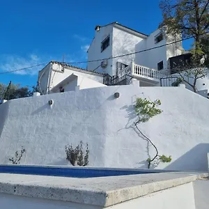 Bed & Breakfast Casa Loko, Coín