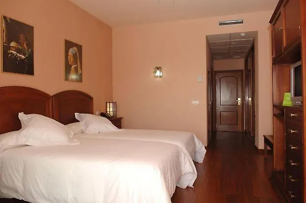 Ojén Hotel Wellness Marbella Hills 4*,